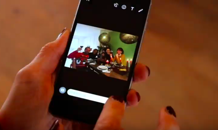 Go offline this Christmas!